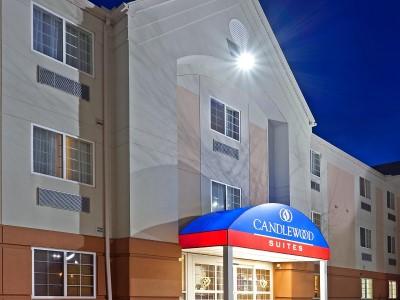 Candlewood By Ihg 3*