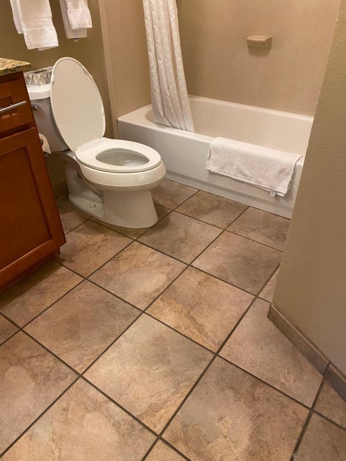 Candlewood By Ihg Hotel Williamsport